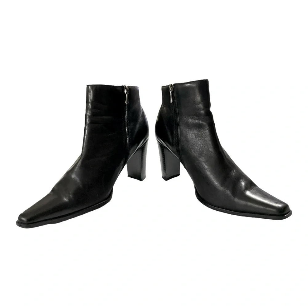 WHITE MOUNTAIN BLACK LEATHER ANKLE BOOTS size 9.5